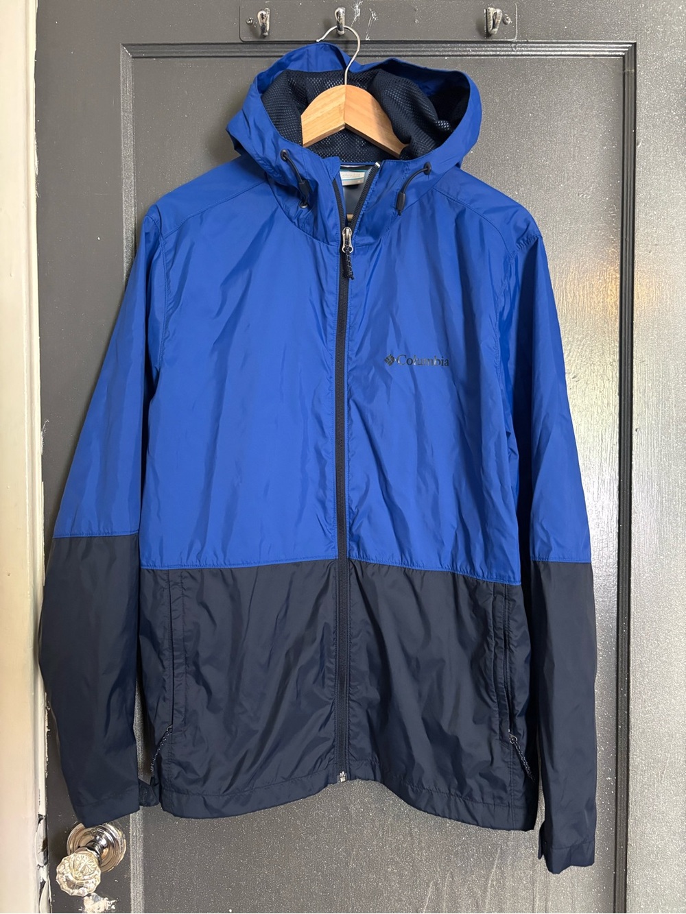 Columbia Two-Tone Blue Hooded windbreaker Jacket